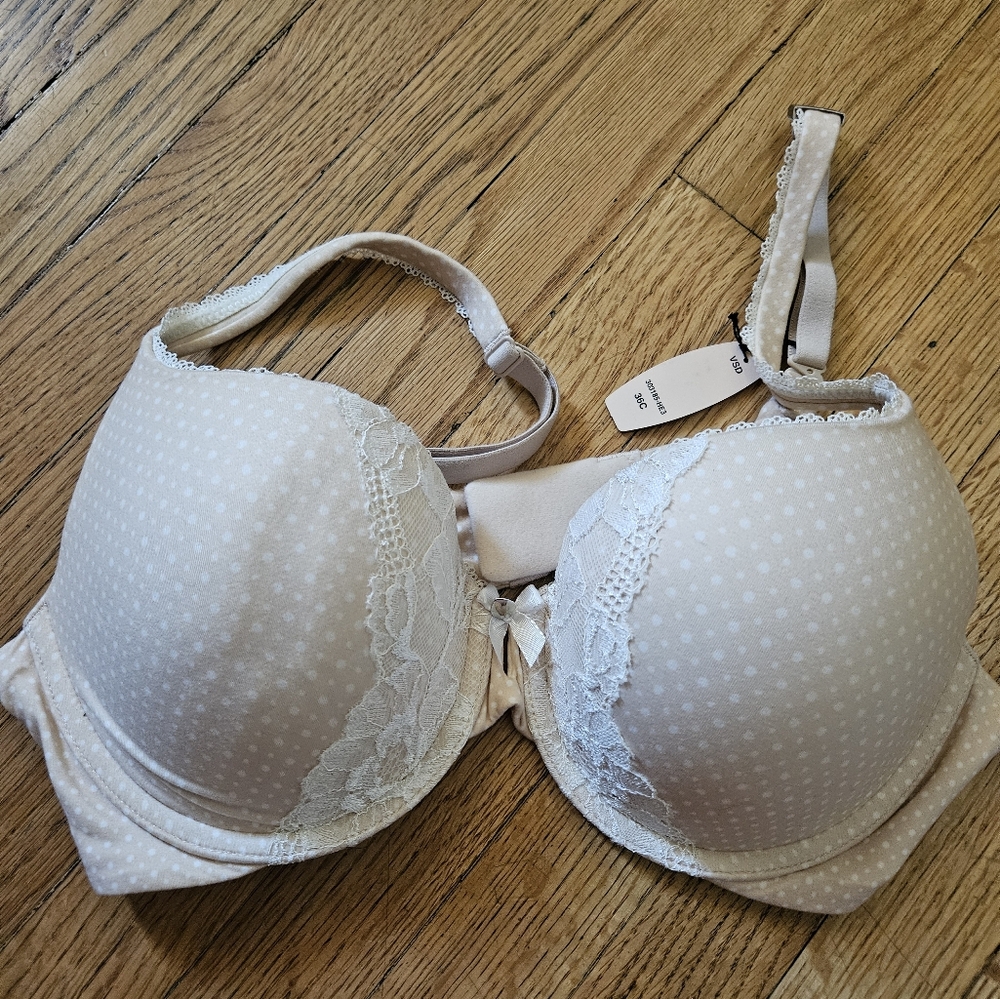 Victoria's Secret Polka Dot Lace Bra in Cream